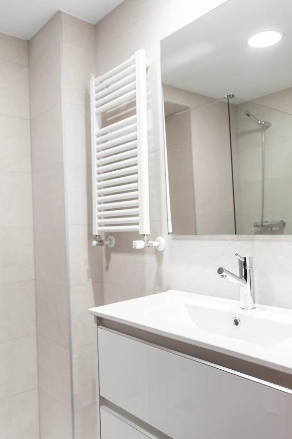 Funcional Y Renovado Apartamento En Iturrama Pamplona Exteriér fotografie